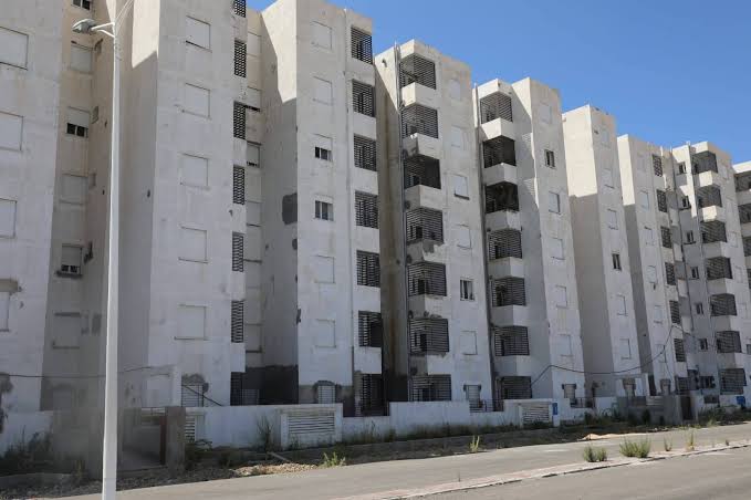 البرنامج الخصوصي للسكن الاجتماعي..  القائمات النهائية للمترشحين للانتفاع بمساكن اجتماعية والمصادقة على جداول تحديد الأثمان محور اجتماع لجنة القيادة      